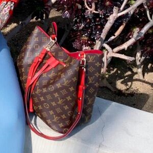 LV Purse